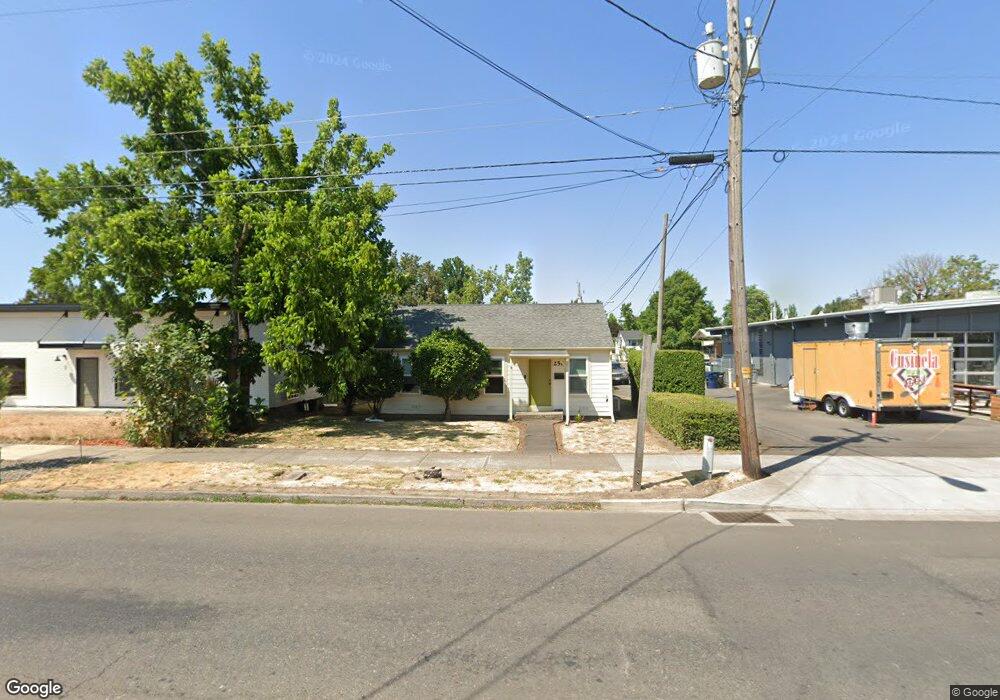 256 Monmouth St, Independence, OR 97351 - photo 1