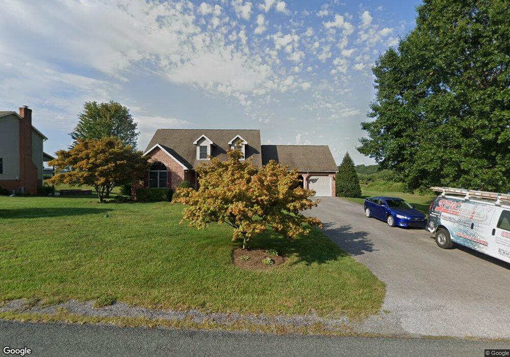 4075 Fletcher Dr, Greencastle, PA 17225 - photo 1