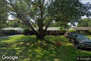 2655 Penna Dr, West Bloomfield, MI 48324