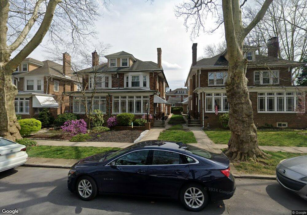 2446 W Allen St, Allentown, PA 18104 - photo 1