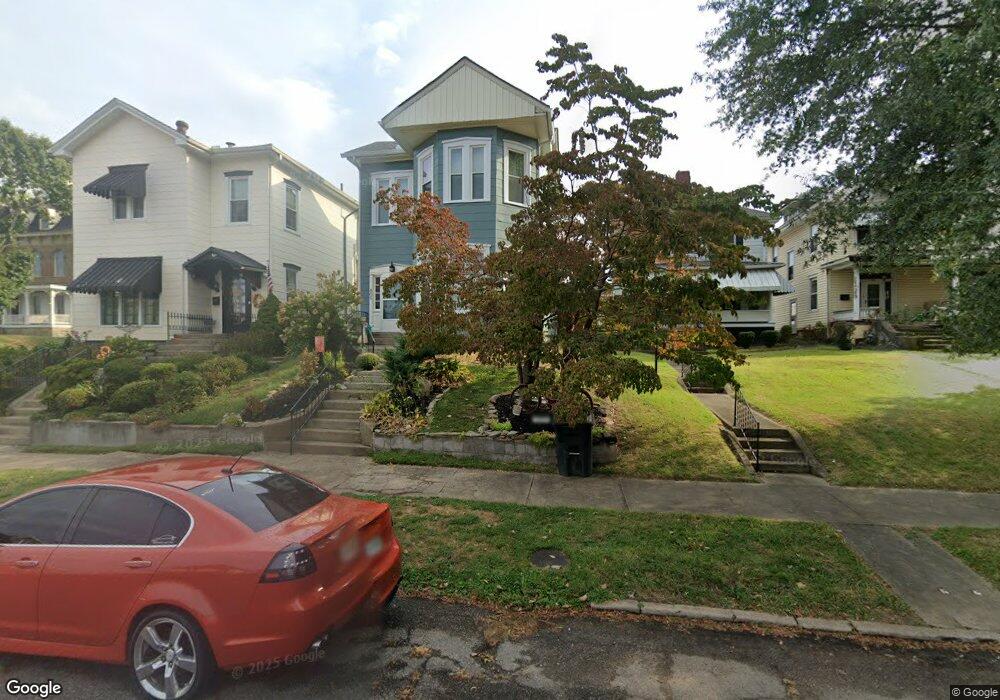 805 S 4th St