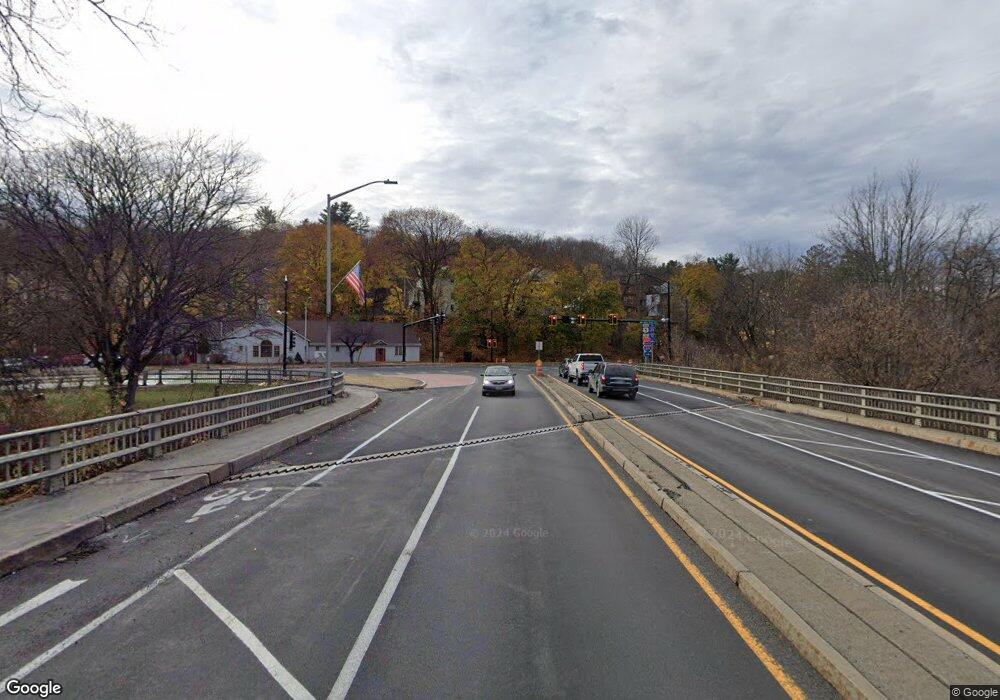 35 Hartford Ave, Hartford, VT 05001 - photo 1