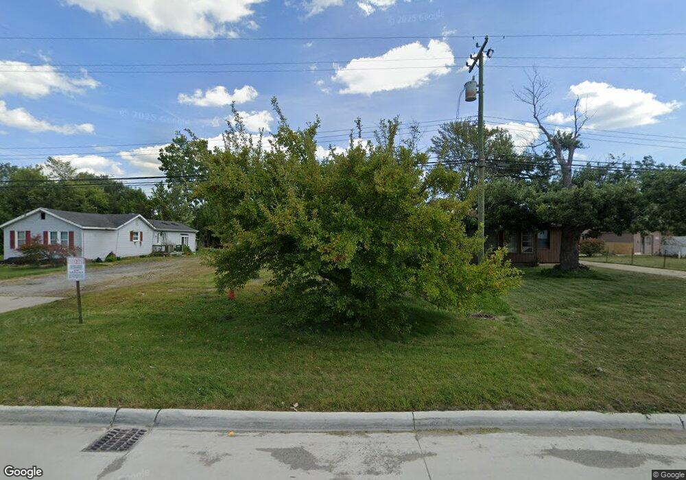 30528 Garfield St, Roseville, MI 48066 - photo 1