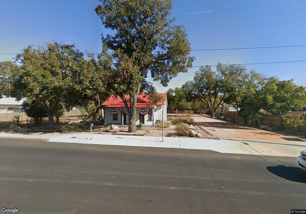 904 W Main St, Fredericksburg, TX 78624 - photo 1