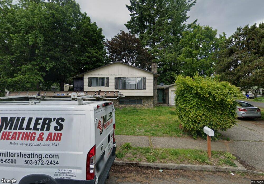 15027 NE Davis Ct, Portland, OR 97230 - photo 1