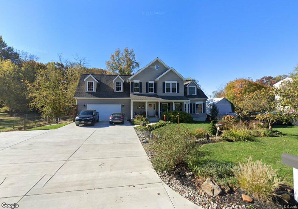 2121 Stonewall Rd, Catonsville, MD 21228 - photo 1