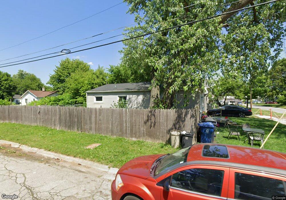 662 Neubert Ave, Flint, MI 48507 - photo 1