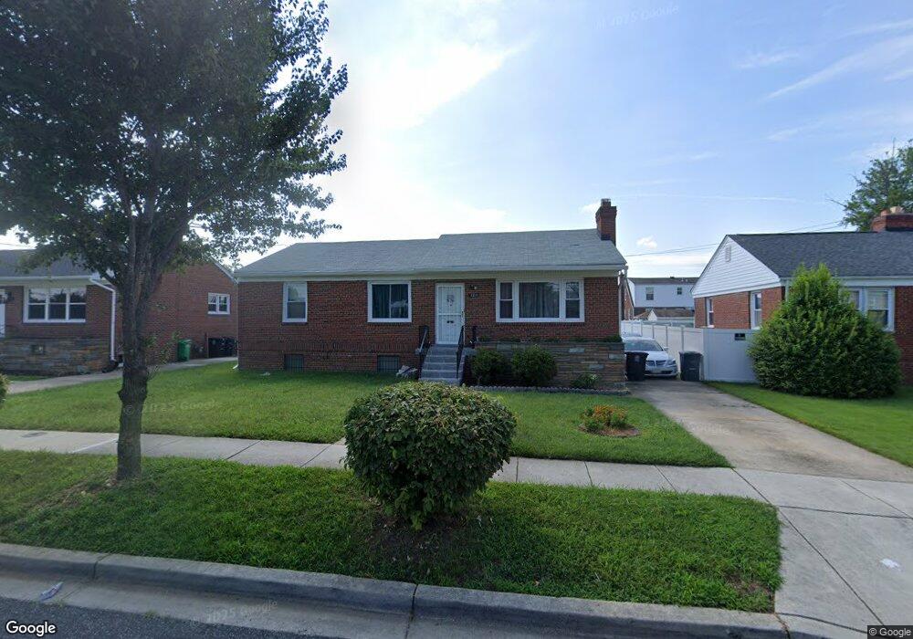 2213 Iverson St, Temple Hills, MD 20748 - photo 1