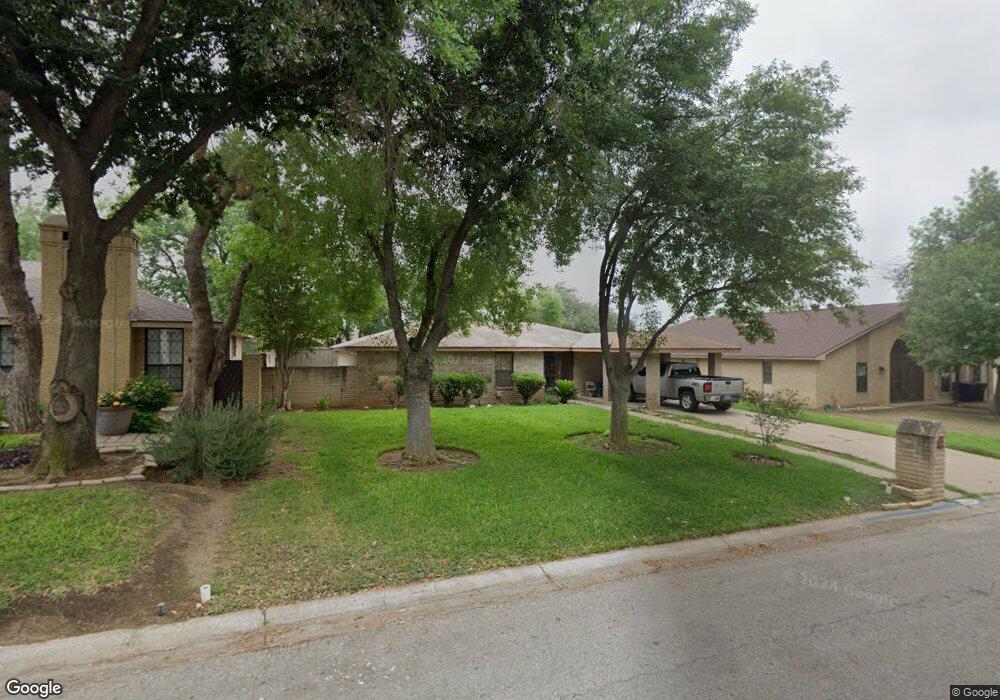 1507 Hibiscus Ln, Laredo, TX 78041 - photo 1