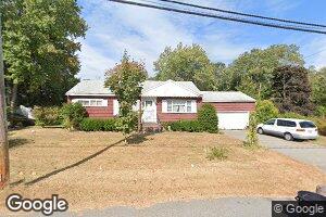 112 Warren Ave, Chelmsford, MA 01824