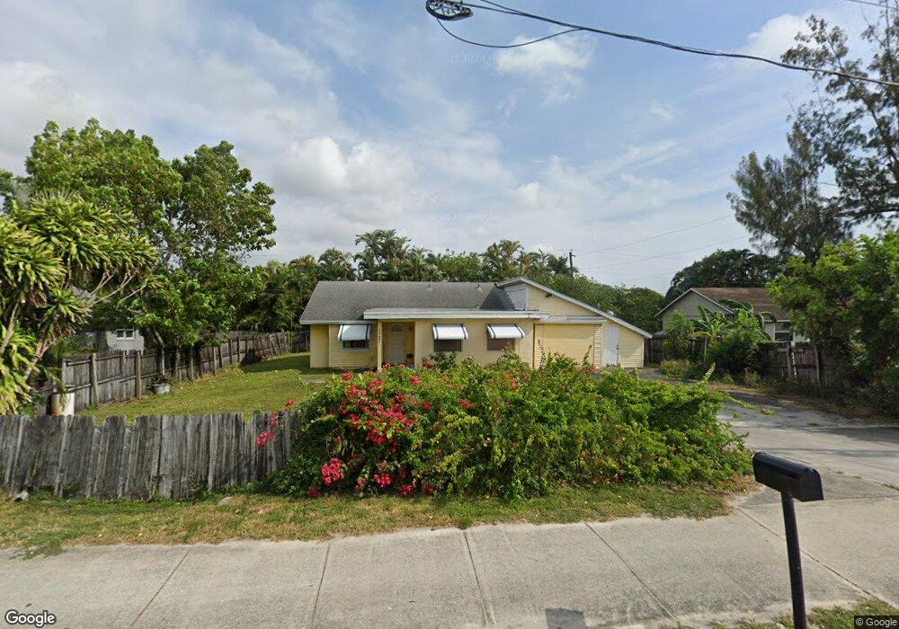 3327 Hypoluxo Rd, Lake Worth, FL 33462 - photo 1