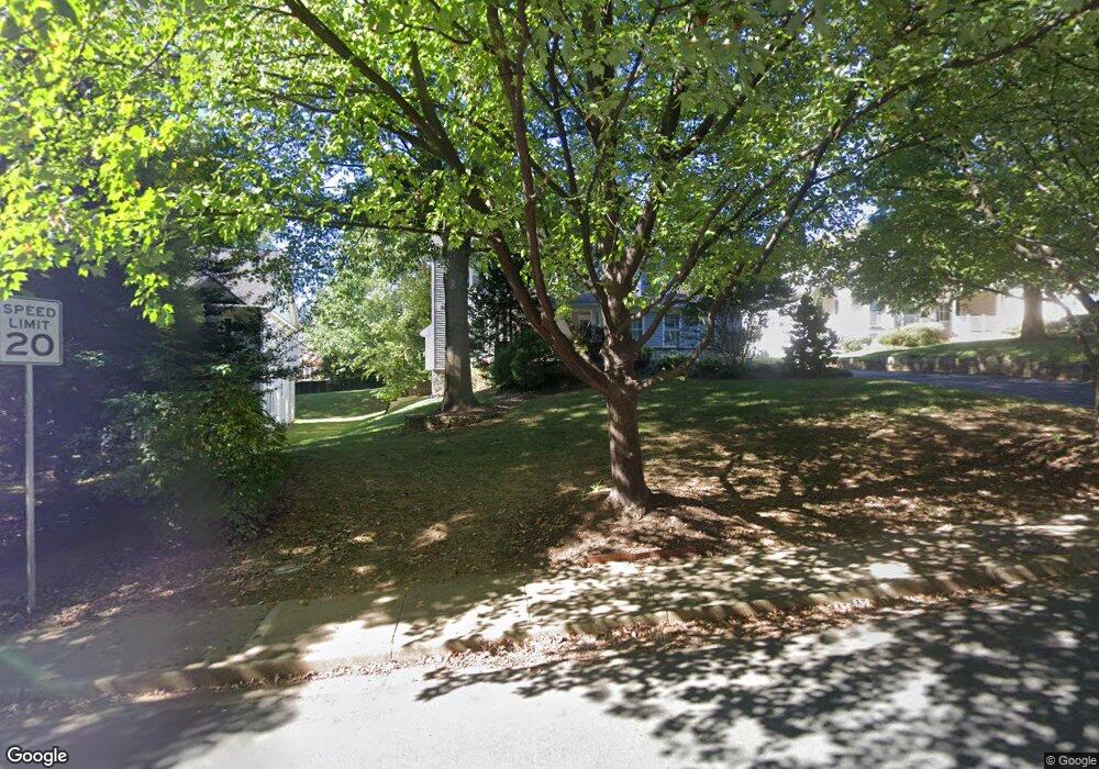 6960 Birch St, Falls Church, VA 22046 - photo 1