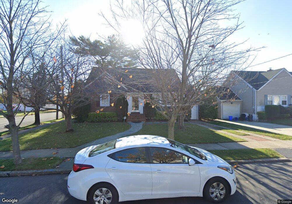 2 Watts Place, Valley Stream, NY 11581 - photo 1