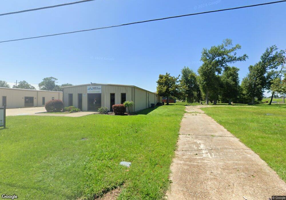 1810 E Prien Lake Rd unit B, Lake Charles, LA 70601 - photo 1