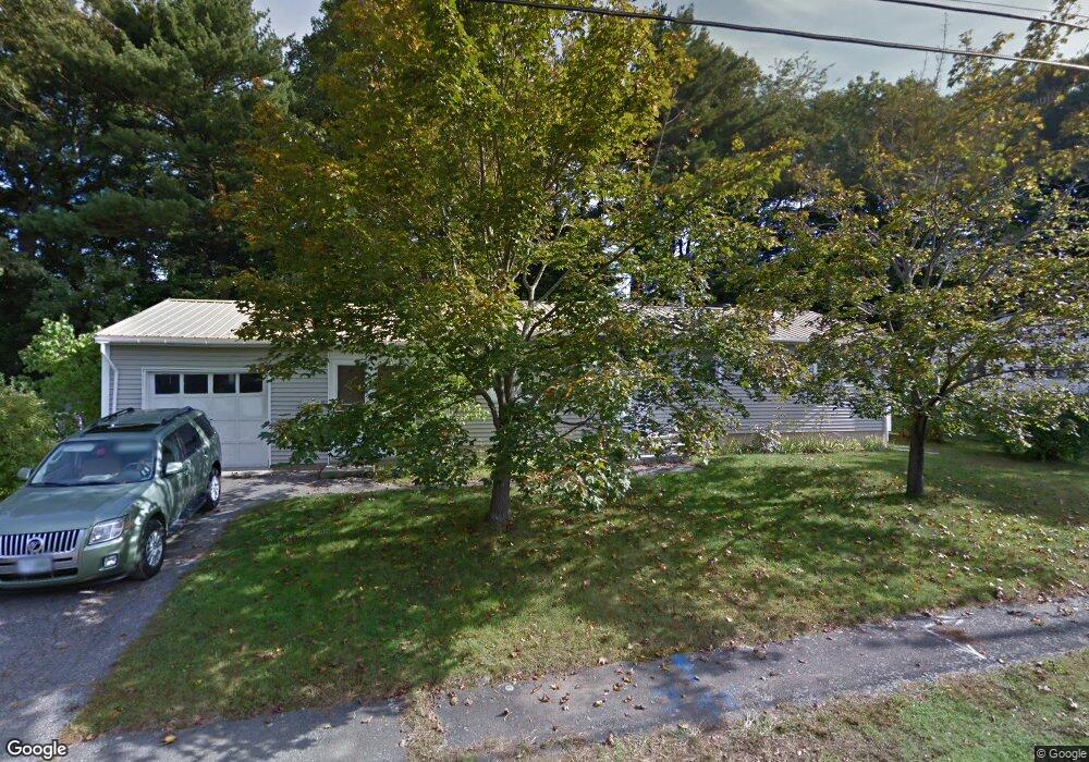 48 Suzanne Dr, Portsmouth, NH 03801 - photo 1