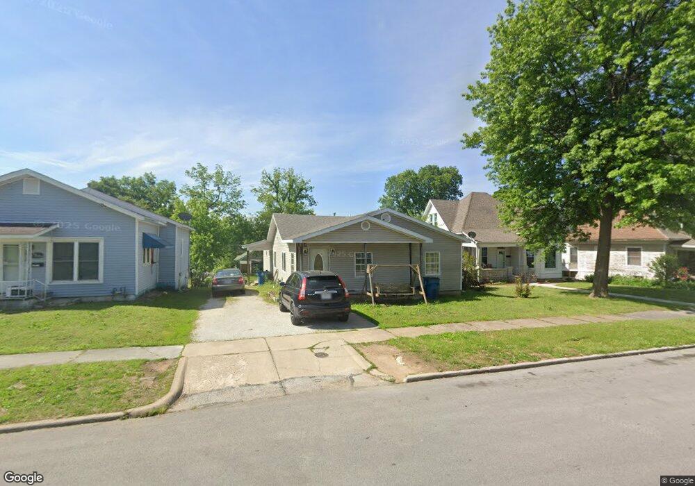 1014 Oak St, Carthage, MO 64836 - photo 1