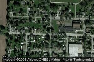 302 N 4th St, Wolcott, IN 47995