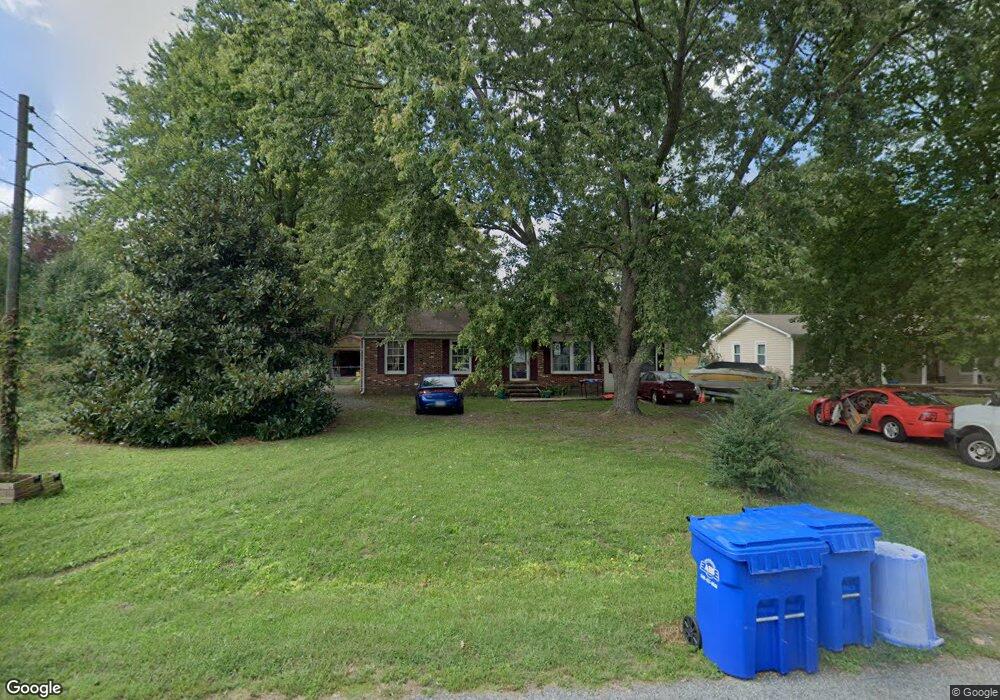 87 W Potomac Dr, Colonial Beach, VA 22443 - photo 1