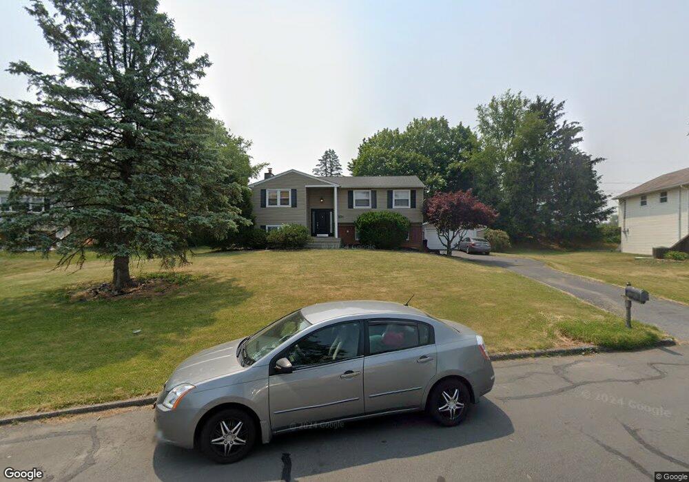 4844 Pine Grove Cir, Allentown, PA 18106 - photo 1