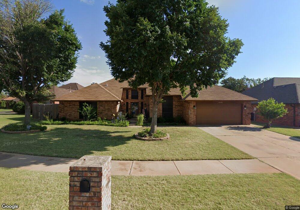 1401 SE 2nd St, Moore, OK 73160 - photo 1