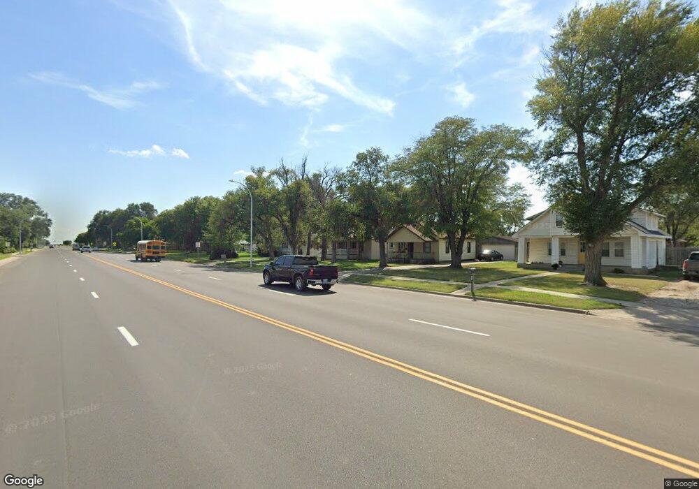 719 S Main St, Hugoton, KS 67951 - photo 1