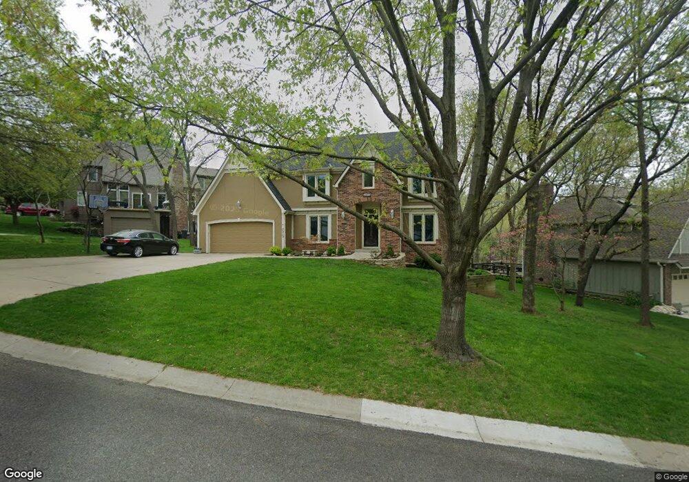 7513 Widmer Rd, Shawnee, KS 66216 - photo 1