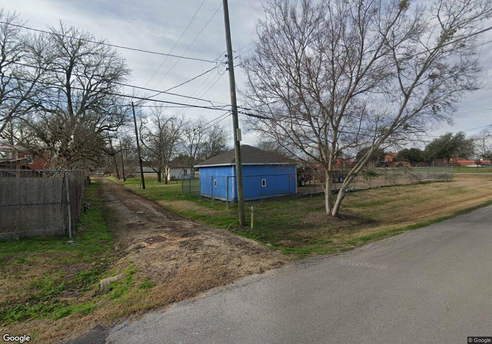 301 5th St, Rosenberg, TX 77471 - photo 1