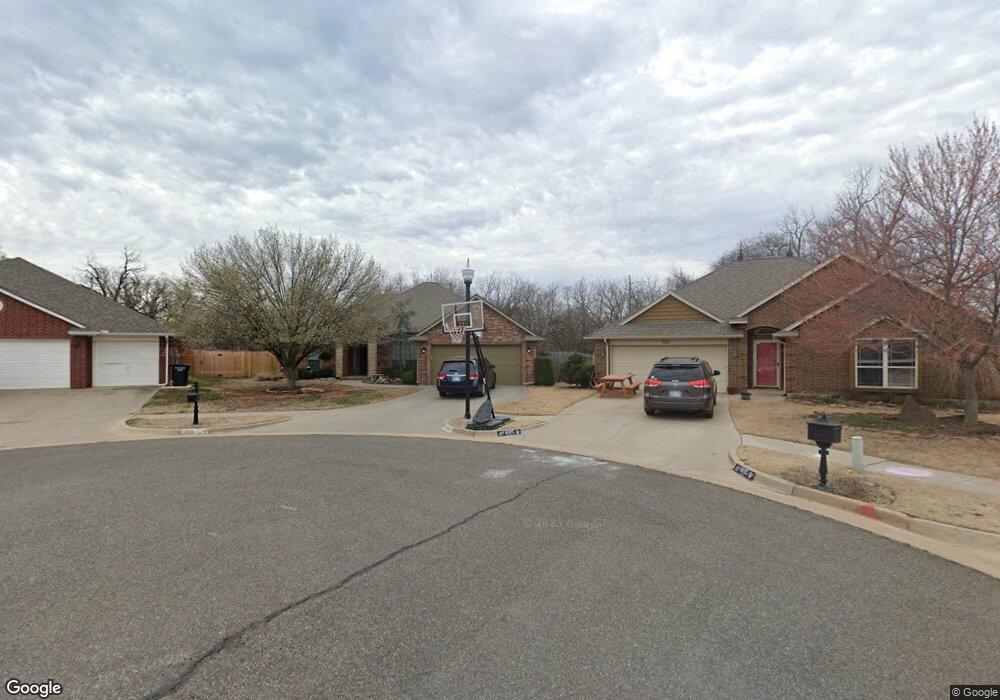 1029 Renita Ct, Moore, OK 73160 - photo 1