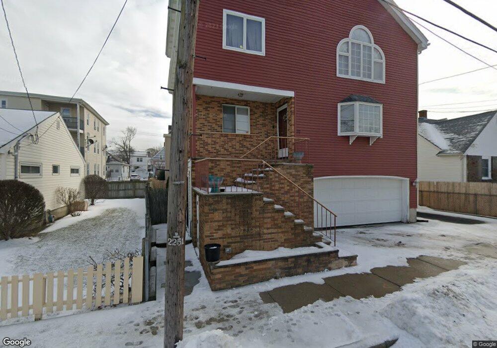 37-39 Woodward St unit 2, Everett, MA 02149 - photo 1