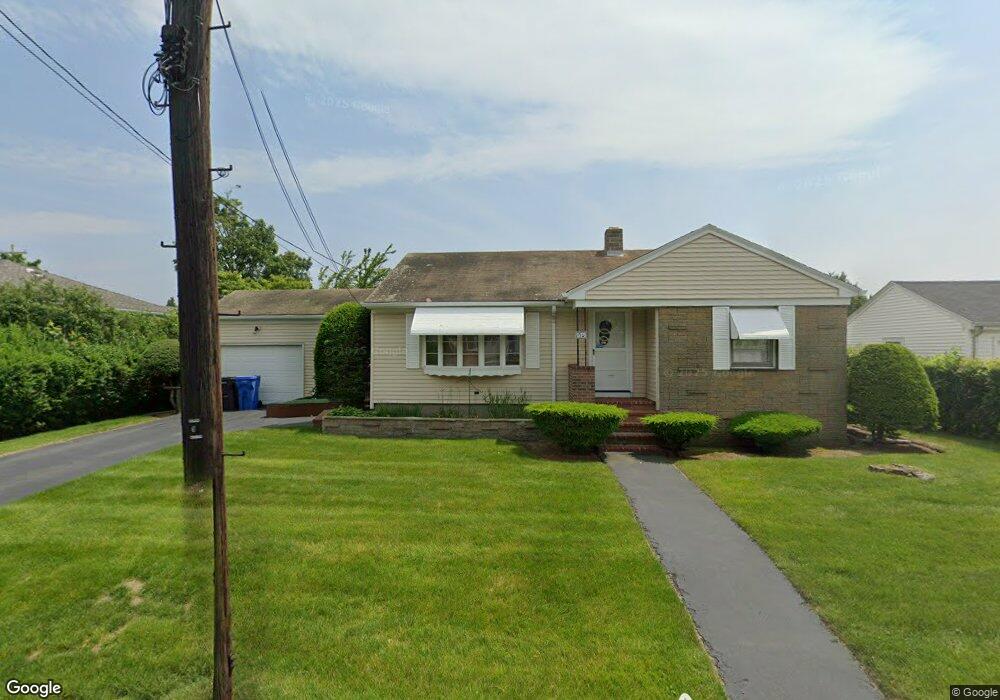 69 Carman St, Cranston, RI 02910 - photo 1