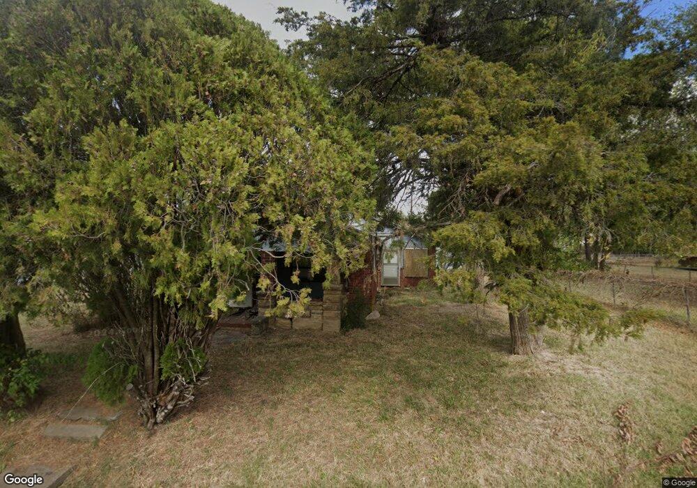 1105 E Smith St, Okmulgee, OK 74447 - photo 1