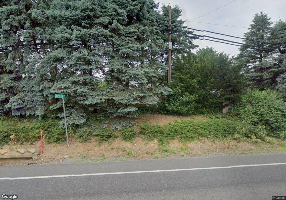 1520 Brookside Rd, Allentown, PA 18106 - photo 1