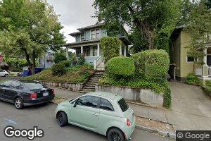 306 SE 30th Place, Portland, OR 97214