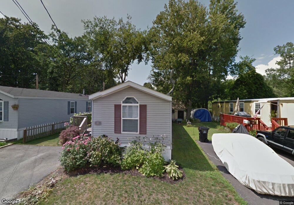 14 Village Ln, Hudson, NH 03051 - photo 1