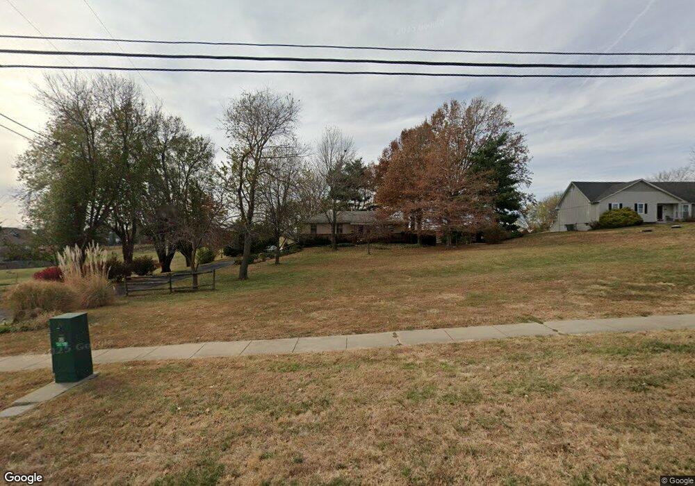 4820 Woodland Dr, Shawnee, KS 66218 - photo 1