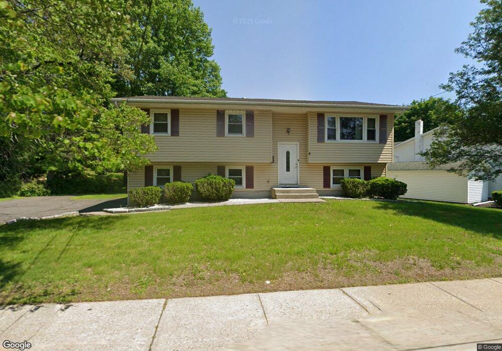 4 Suffern Ln, Garnerville, NY 10923 - photo 1