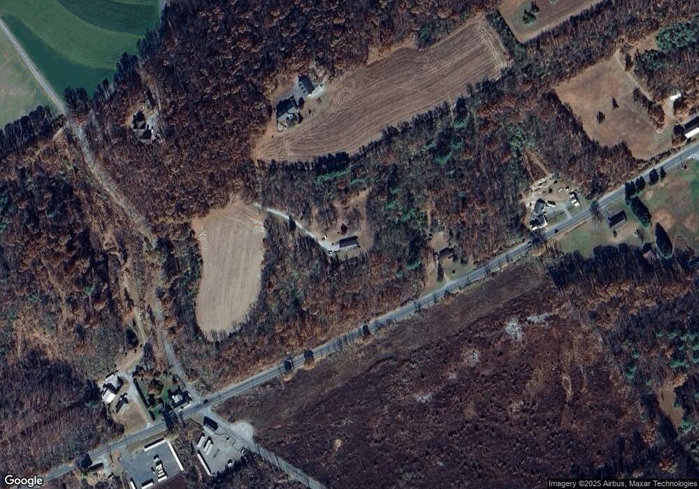 607 Birch Crossing Rd, New Ringgold, PA 17960 - photo 1