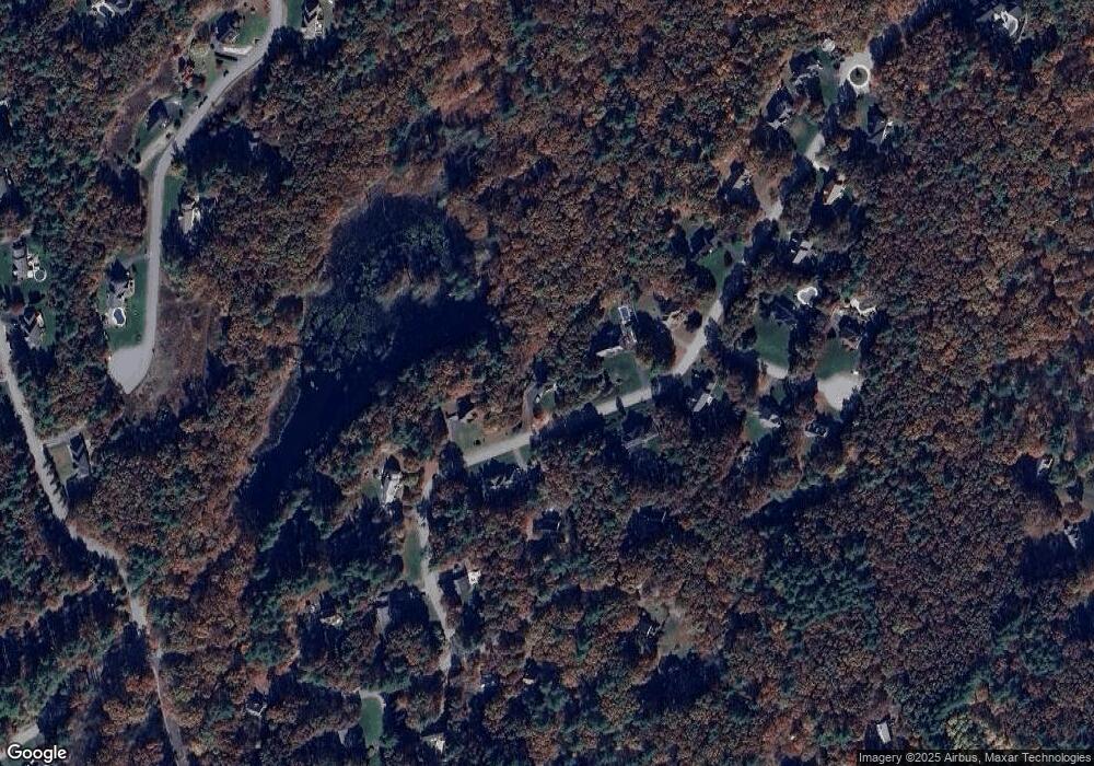 33 Stonepost Rd, Pelham, NH 03076 - photo 1