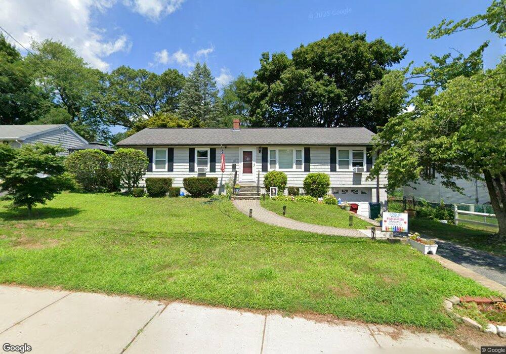 244 Hovey St, Lowell, MA 01852 - photo 1