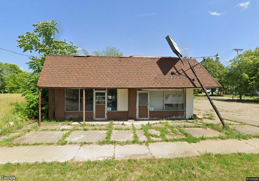 2615 Fenton Rd, Flint, MI 48507 - photo 1