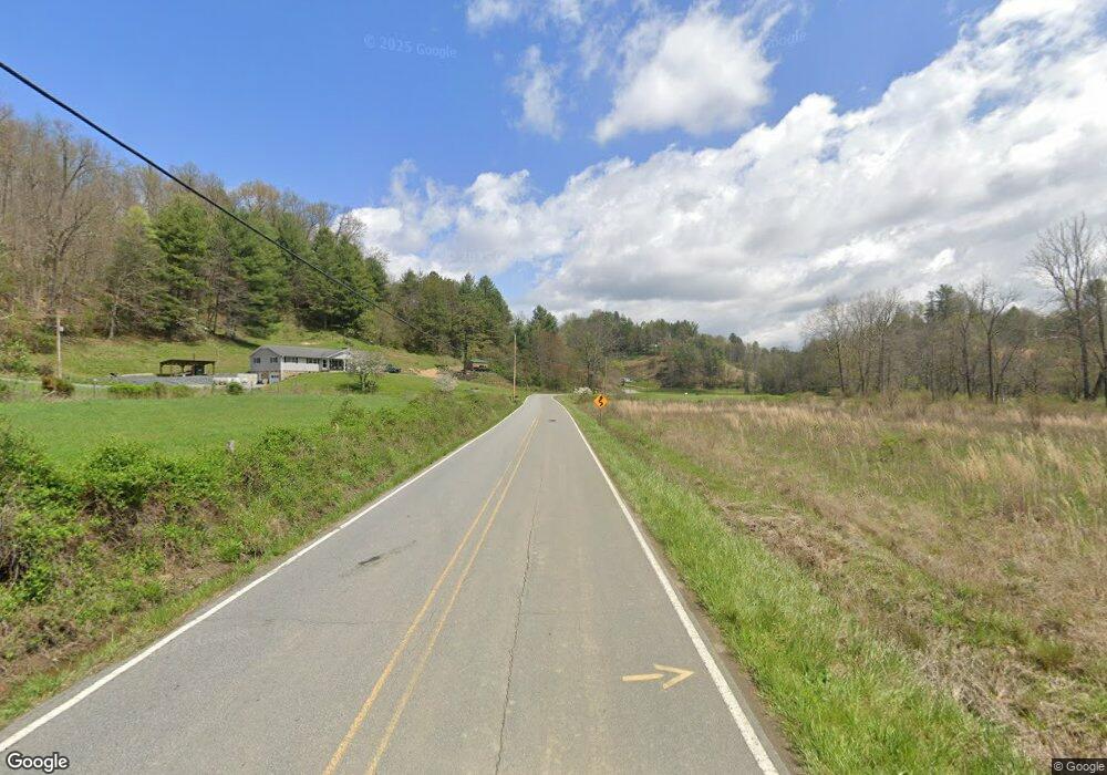 999 Prices Creek Rd unit 21, Burnsville, NC 28714 - photo 1