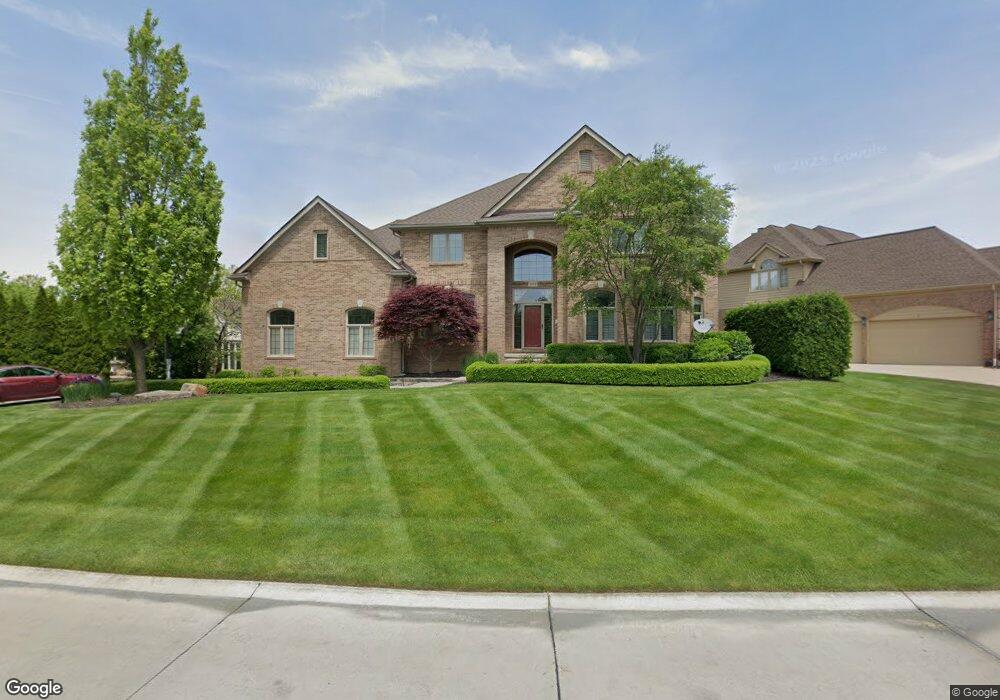 1068 Olympia Dr, Rochester Hills, MI 48306 - photo 1