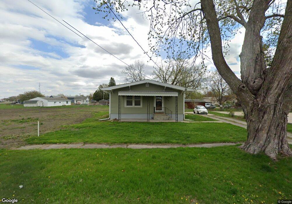 914 E 6th St N, Newton, IA 50208 - photo 1
