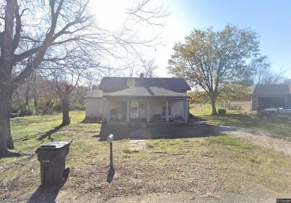1409 W Moore St, Henryetta, OK 74437 - photo 1