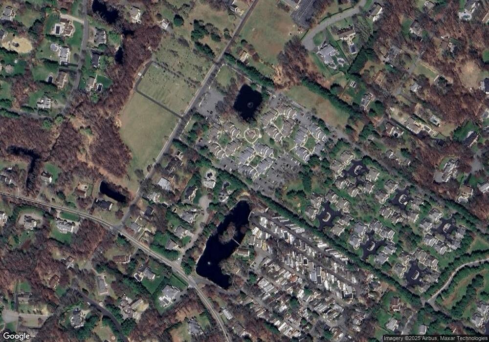 33 Krinsky Ct, Mahwah, NJ 07430 - photo 1