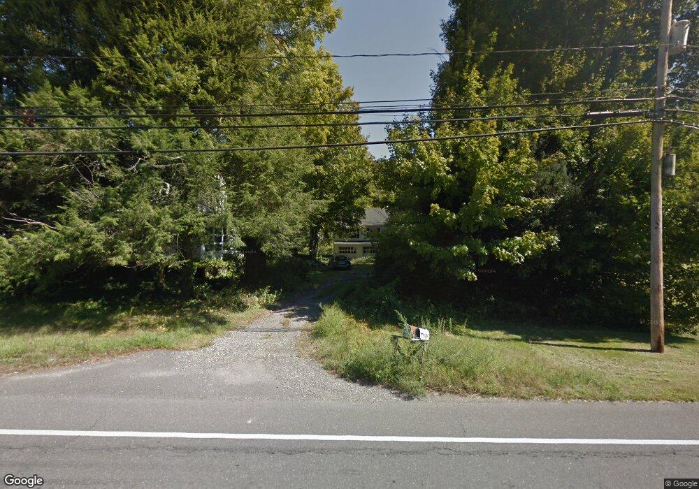 426 Oxford Rd, Oxford, CT 06478 - photo 1