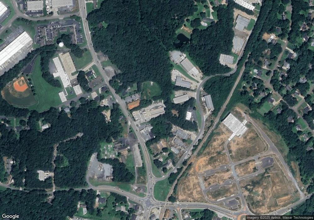 2615 Holly Springs Pkwy, Canton, GA 30115 - photo 1