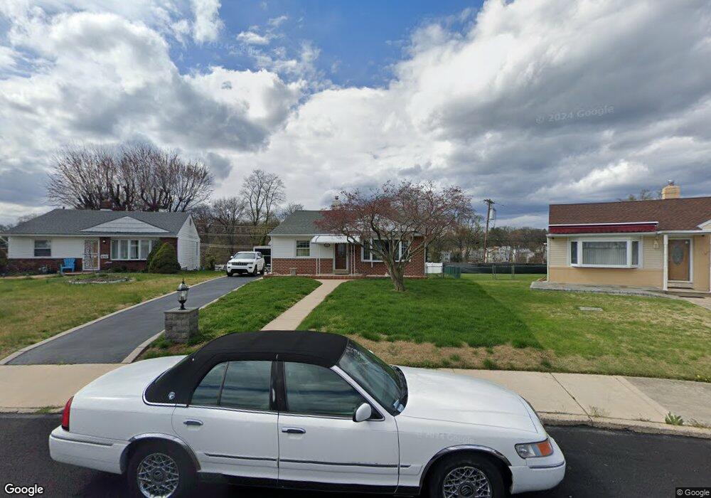 615 Glencroft Cir, Folcroft, PA 19032 - photo 1