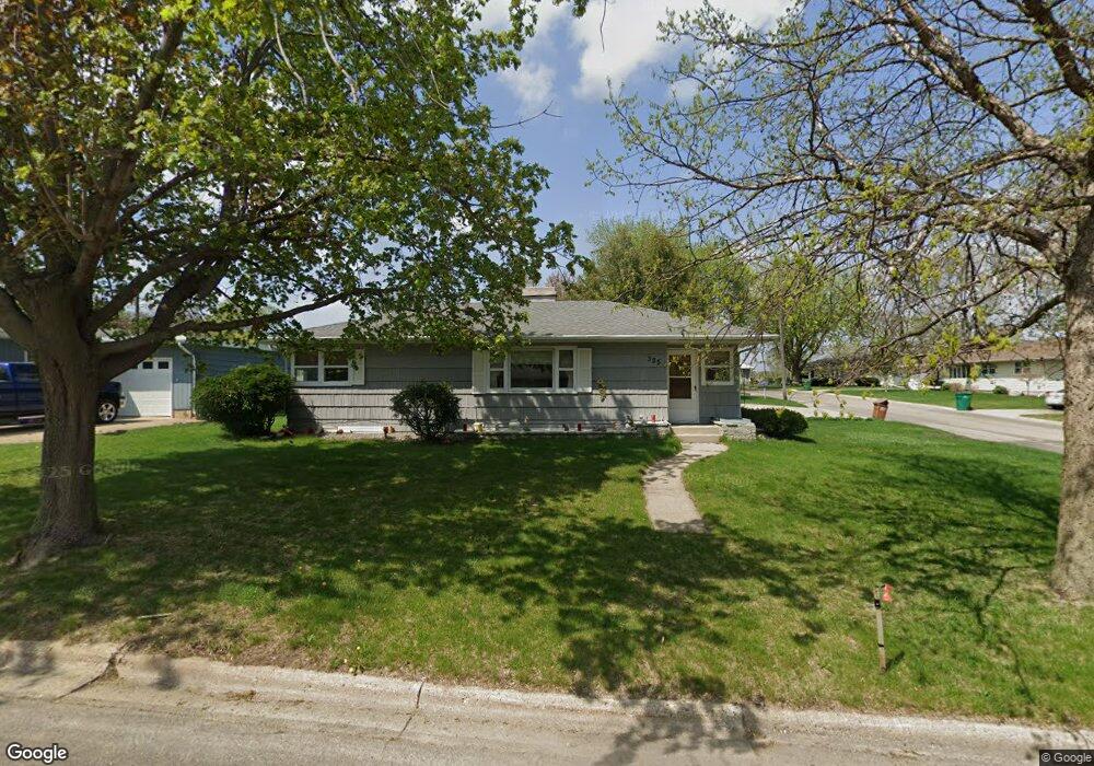 325 Glenn Rd, Albert Lea, MN 56007 - photo 1