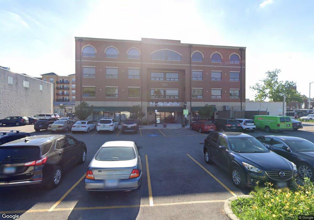 275 N York St unit 401, Elmhurst, IL 60126 - photo 1